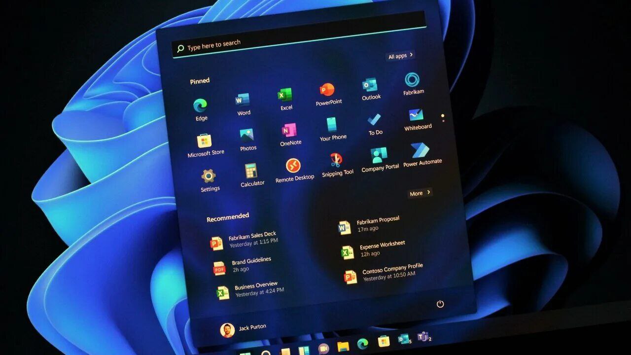 Windows 11 25H2 Update Enables Easy Removal of Pre-Installed Apps
